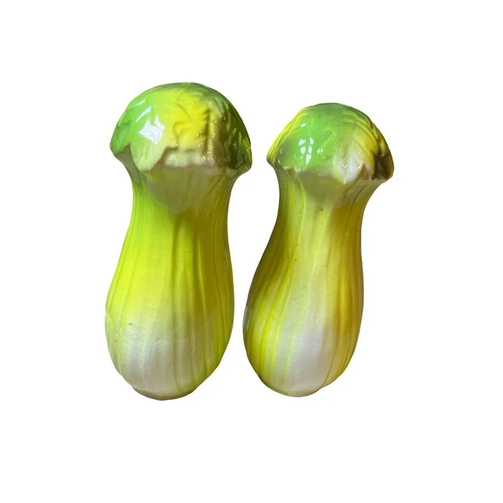 Vintage Celery Salt  and Pepper Shaker Set